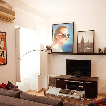 RentalSevilla Precioso apartamento reformado en la Alameda Exterior foto