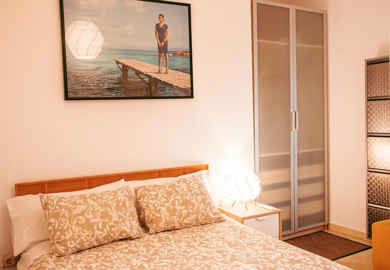 RentalSevilla Precioso apartamento reformado en la Alameda Exterior foto