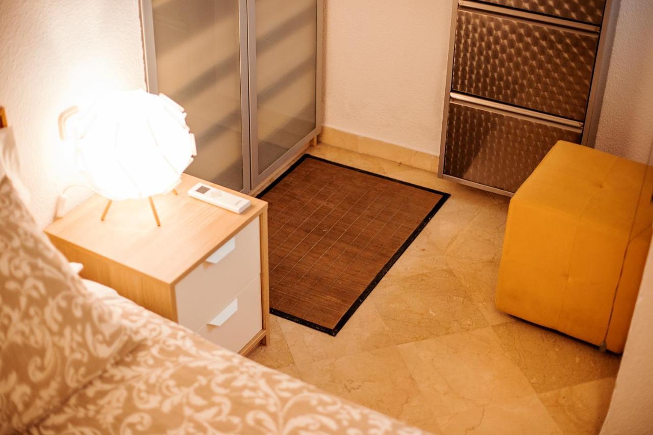 RentalSevilla Precioso apartamento reformado en la Alameda Exterior foto